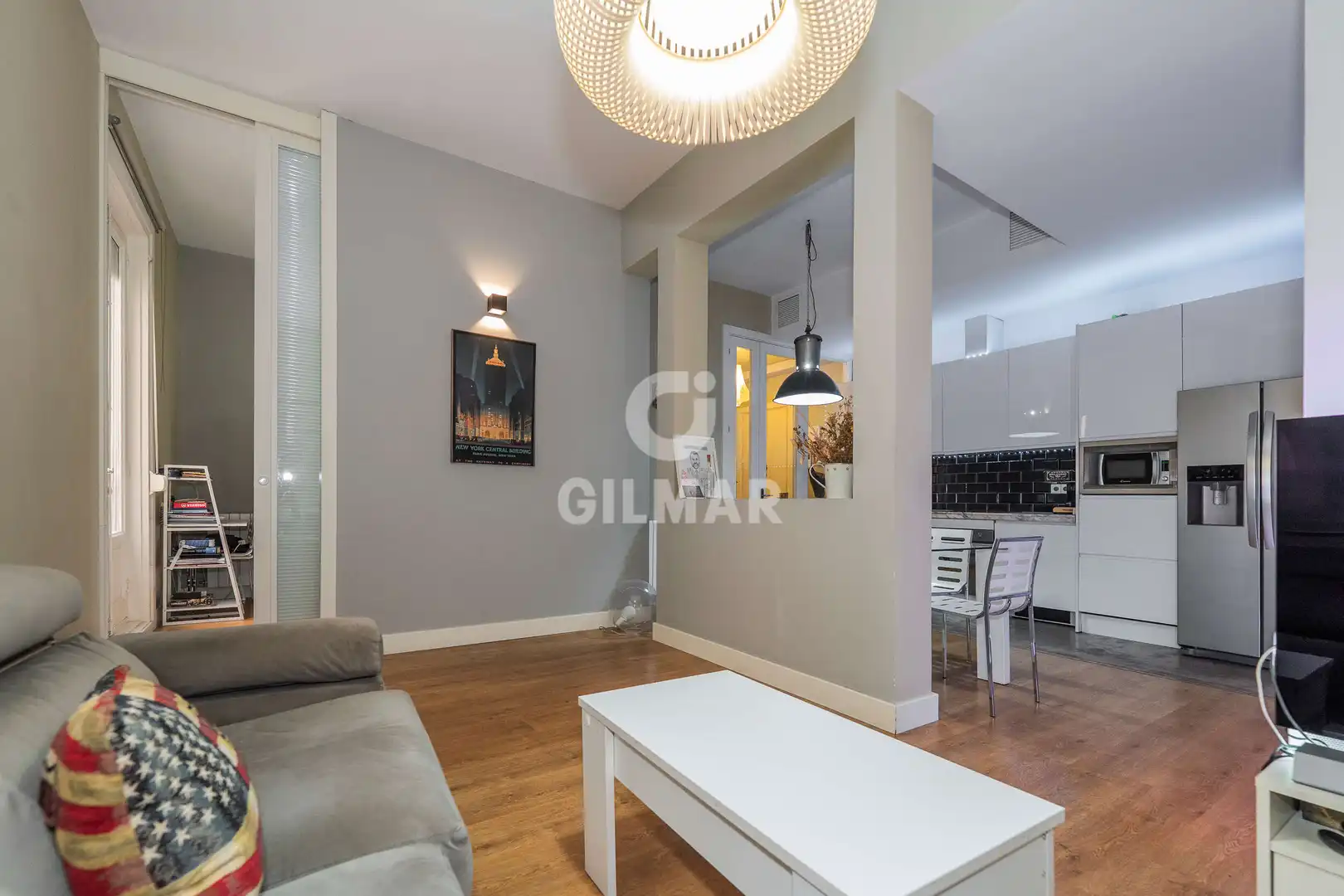 Living room of Flat for sale in  Madrid Capital  with Heating