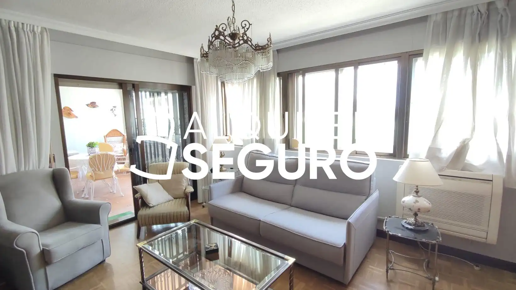 Sala de estar de Piso de alquiler en Madrid con Calefacción, Terraza y Amueblado