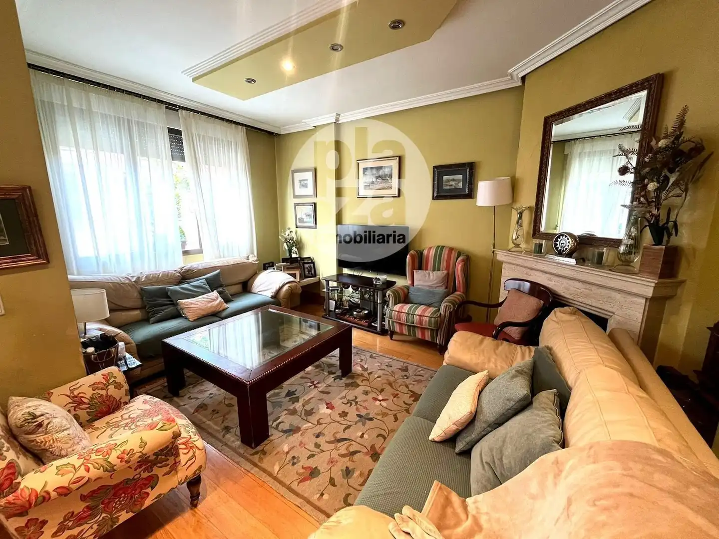 Wohnzimmer von Haus oder Chalet zum Verkauf in Burgos mit Heizung, Privatgarten und Terrasse