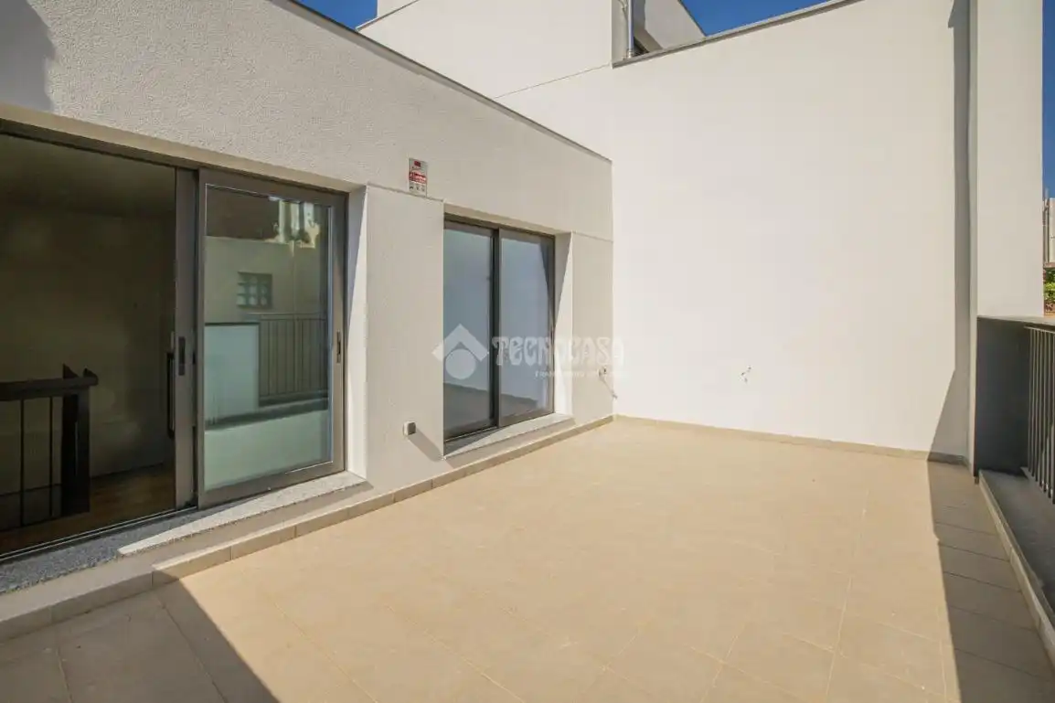 Terrassa de Casa adosada en venda en Badalona amb Terrassa i Traster