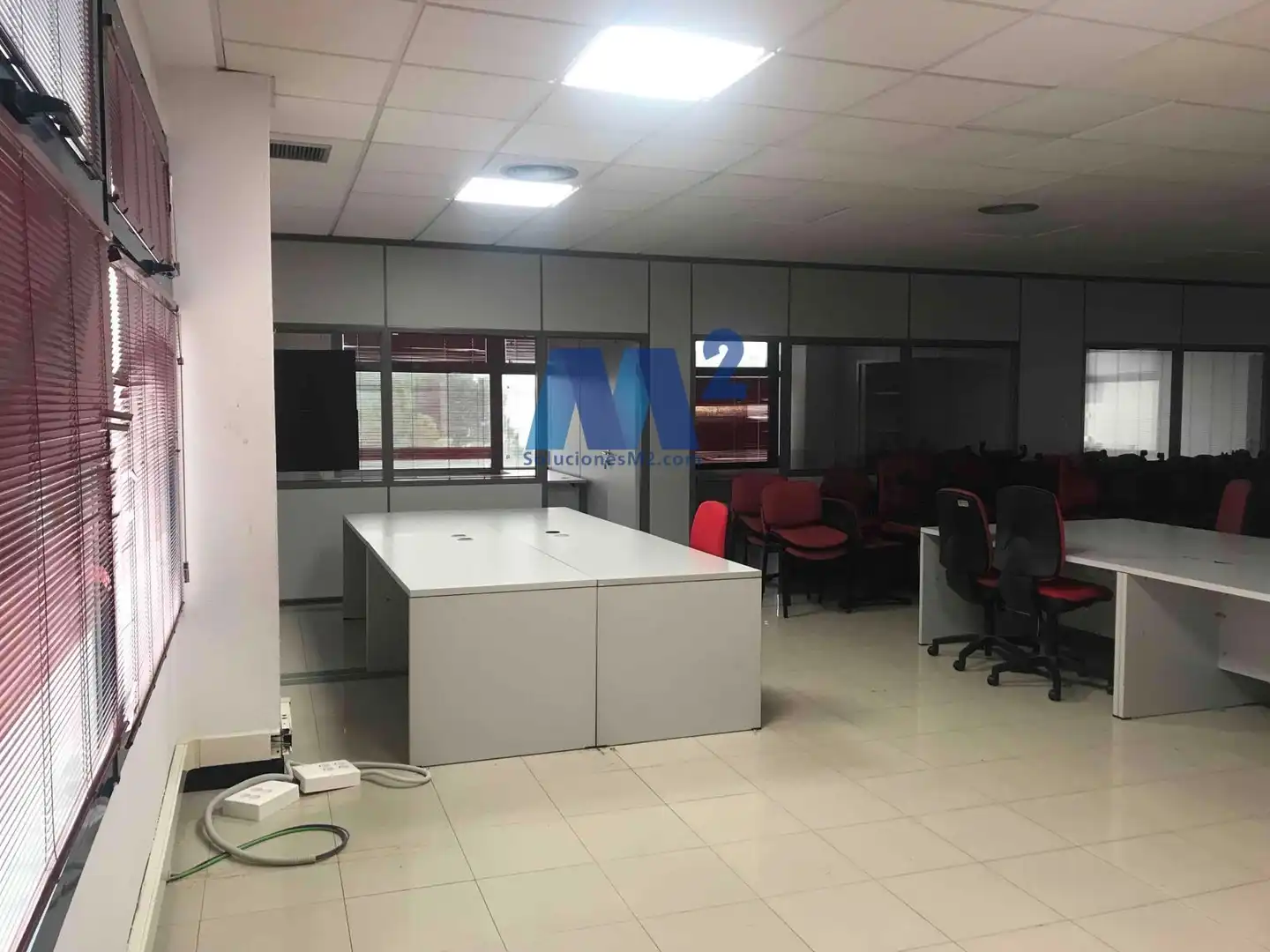 Oficina de lloguer a José Echegaray, Norte