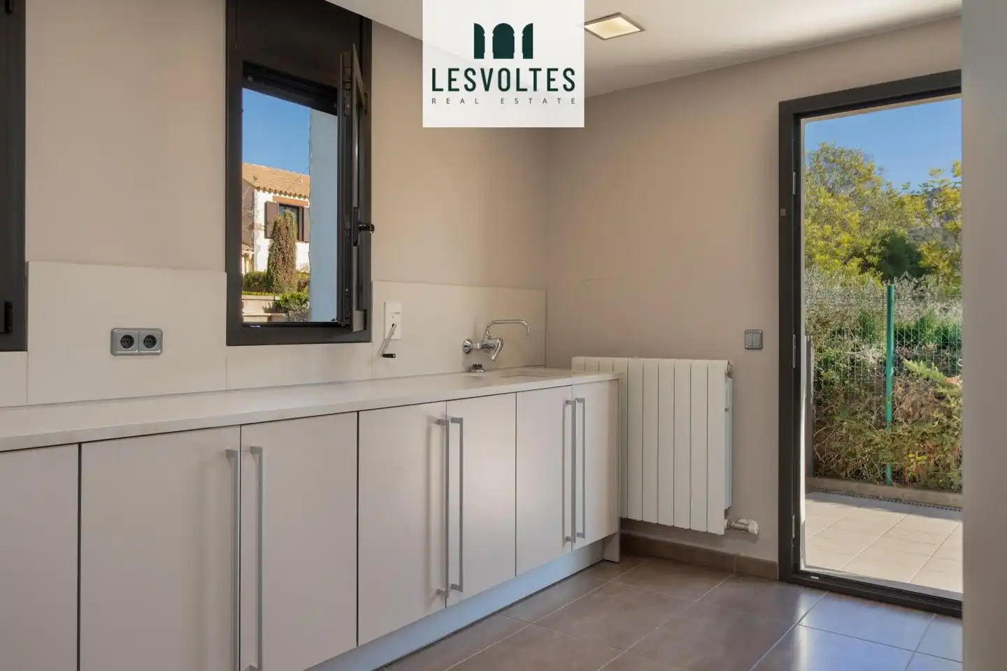 Bedroom of Houses for sale in L'Estartit  with Air Conditioner, Heating and Private garden