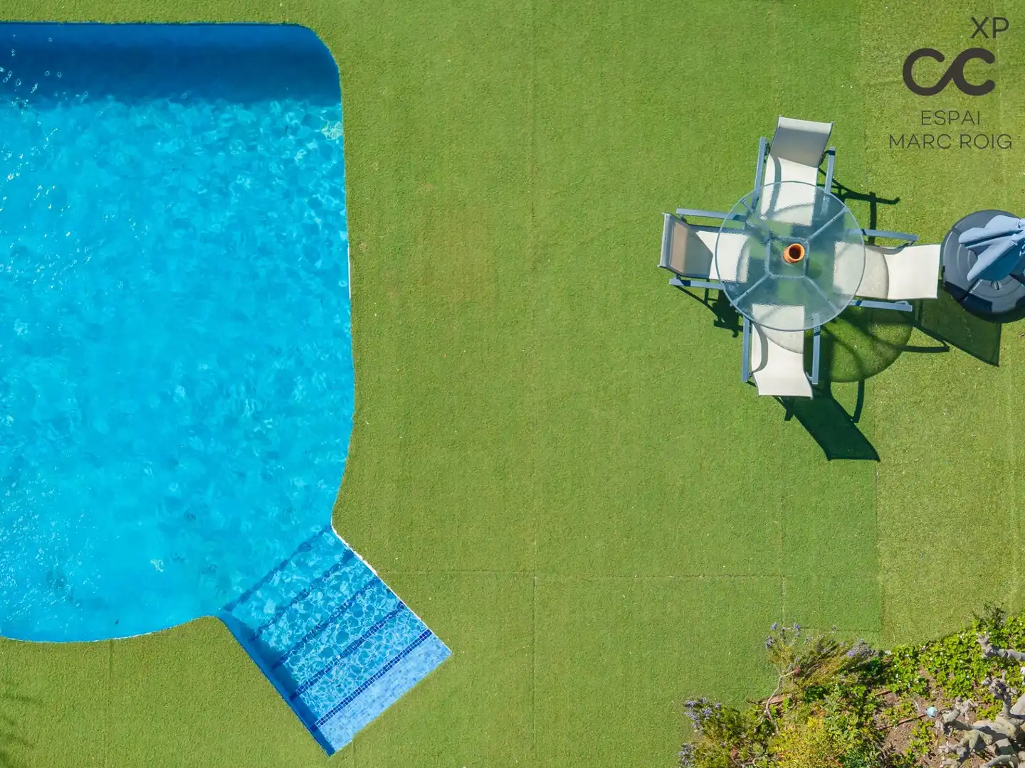 Piscina de Casa o chalet en venta en Olot con Calefacción, Jardín privado y Parquet