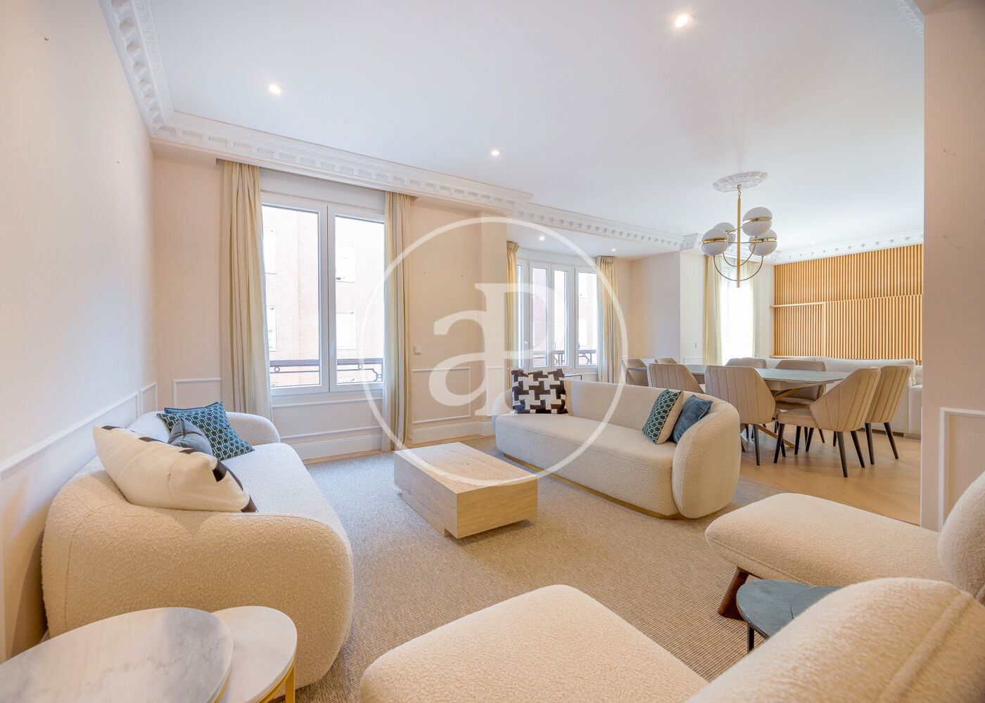 Living room of Flat for sale in  Madrid Capital  with Air Conditioner, Heating and Terrace