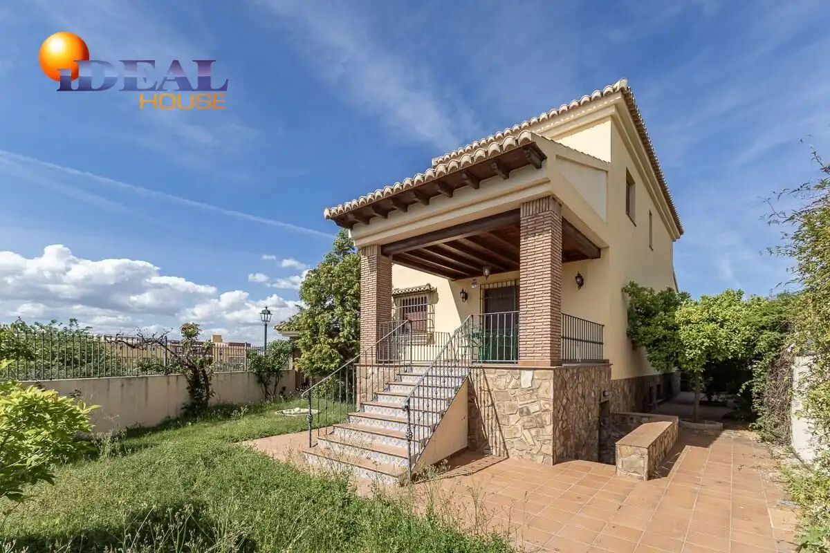 Casa con giardino in vendita a Calle MARIANA PINEDA, imagen 5