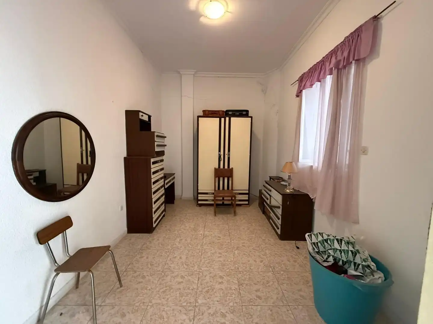 Bedroom of Houses for sale in Sevilla