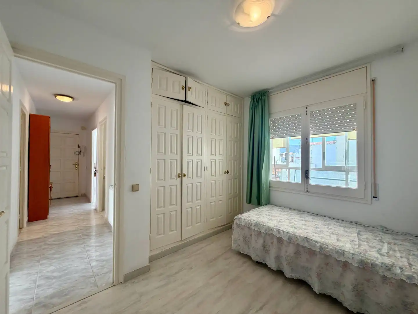 Mini appartamento con terrazza in vendita a Avenida de Rhode, imagen 11