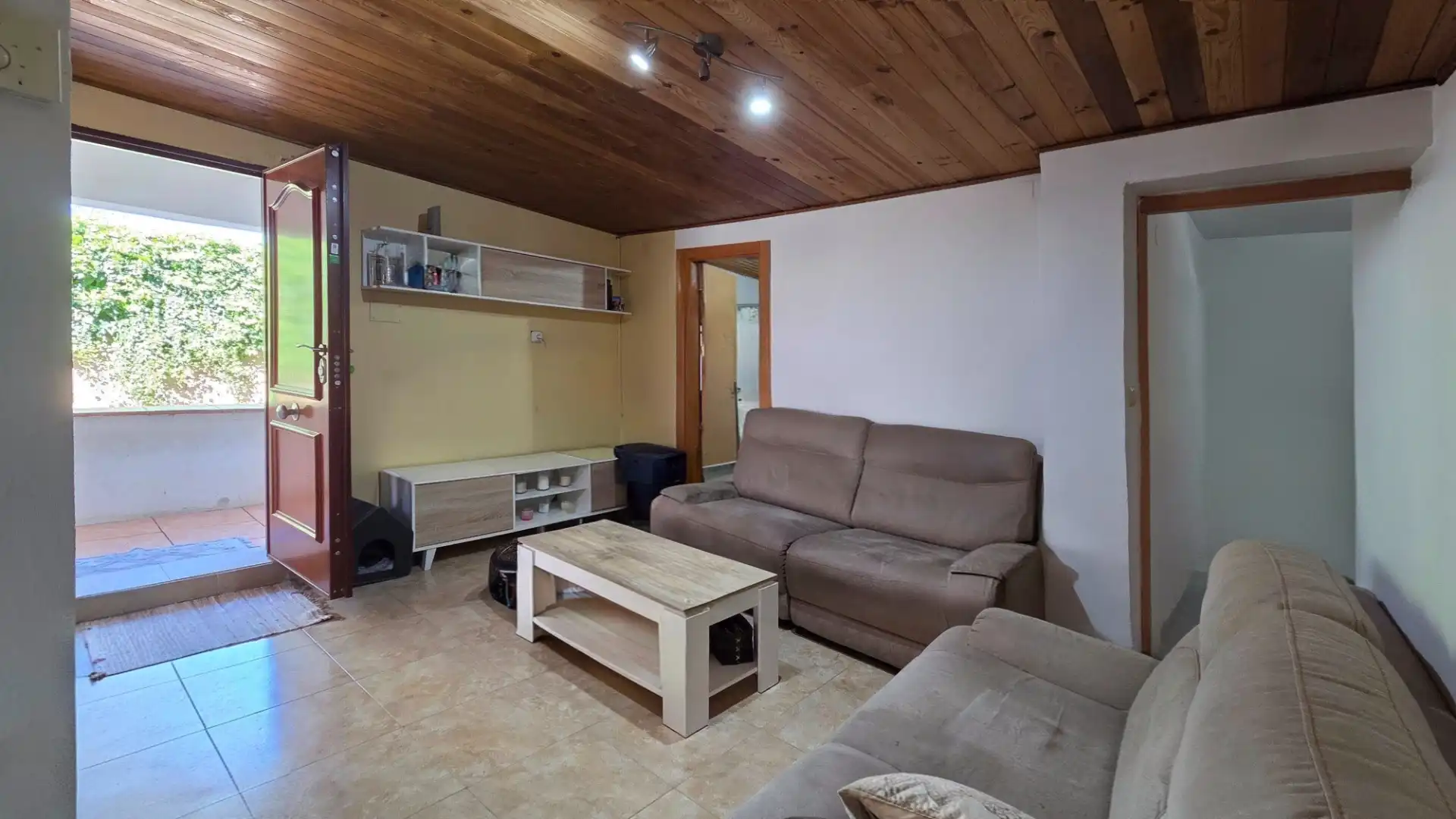 Sala d'estar de Casa o xalet en venda en Llagostera amb Jardí privat i Piscina