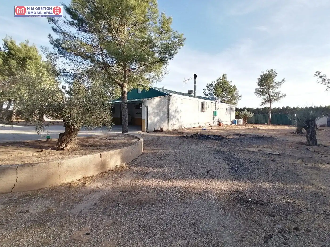 Außenansicht von Country house zum Verkauf in Alcázar de San Juan mit Privatgarten, Schwimmbad und Möbliert