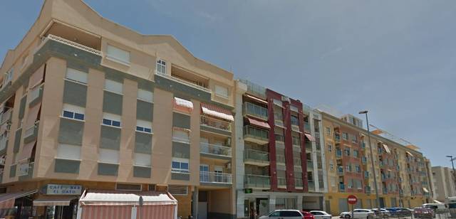 Garaje en Venta en C/ Alameda Cervantes en Sutullena