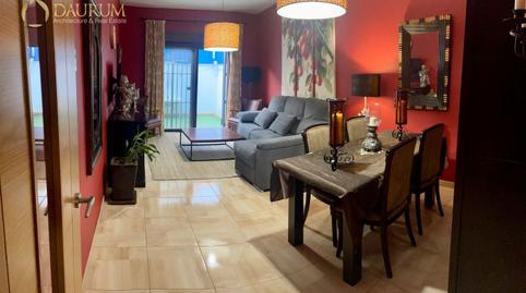 Foto 3 de Casa adosada en venda a Calle Huerta Raimundo, 1, Alcalá del Río, Sevilla