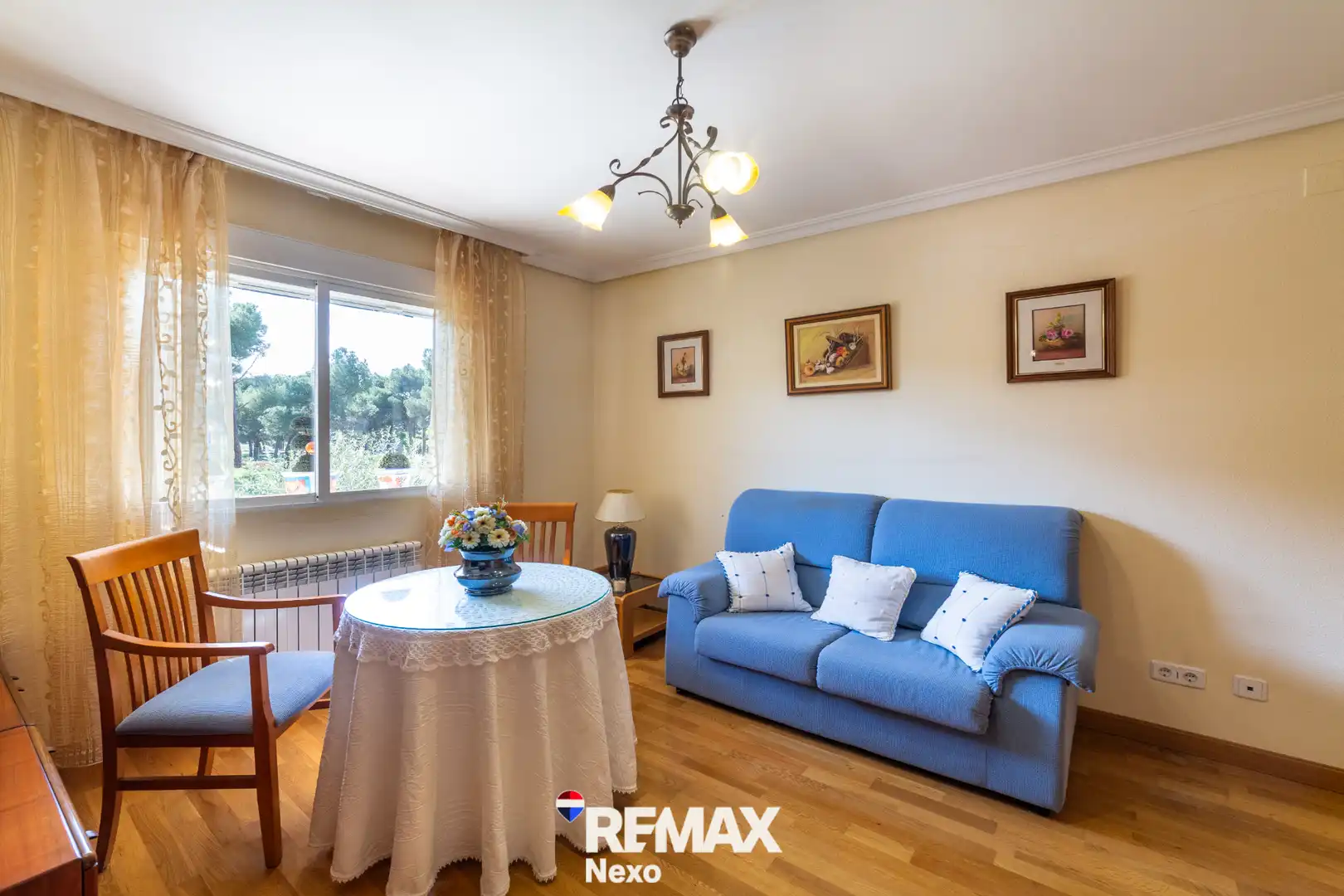 Sala de estar de Casa o chalet en venta en Valdestillas con Aire acondicionado, Calefacción y Jardín privado
