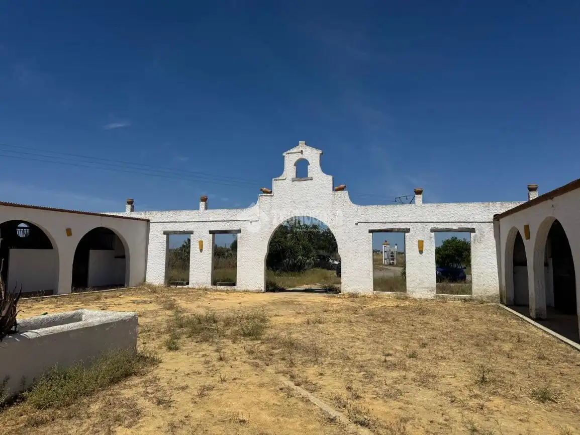 Vista exterior de Terreno en venta en Huelva