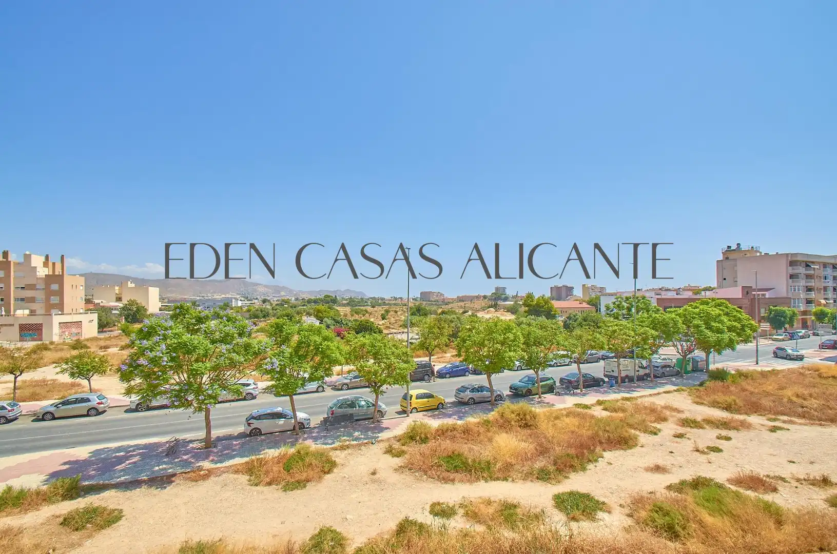 Vista exterior de Piso en venta en El Campello con Aire acondicionado, Calefacción y Trastero