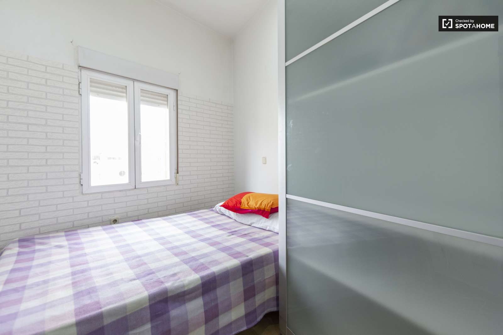 Dormitori de Estudi per a compartir en  Madrid Capital amb Aire condicionat, Calefacció i Terrassa