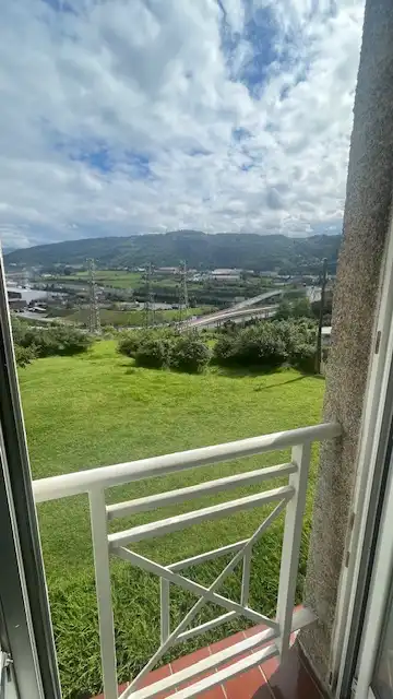 Vista exterior de Piso en venta en Portugalete con Calefacción, Jardín privado y Parquet