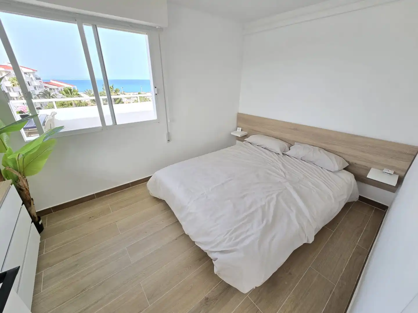Schlafzimmer von Wohnungen zum Verkauf in Torrevieja mit Möbliert und Gemeinschaftspool