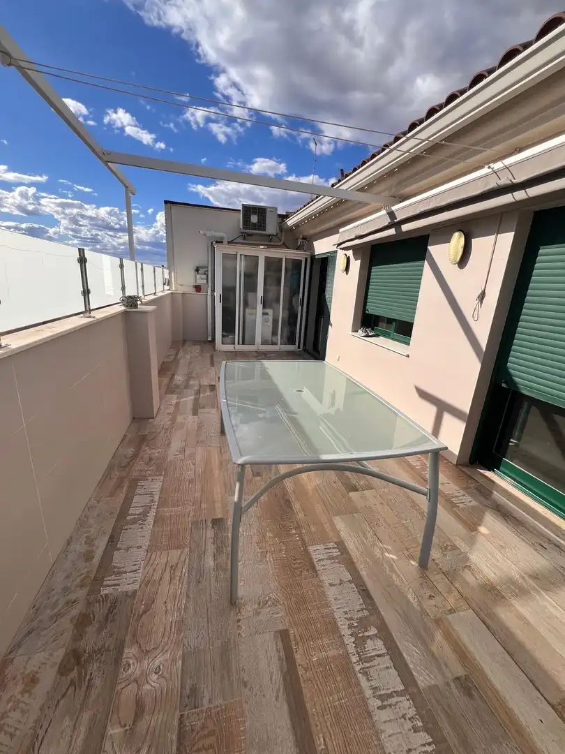 Terraza de Ático en venta en Llíria con Aire acondicionado, Calefacción y Parquet