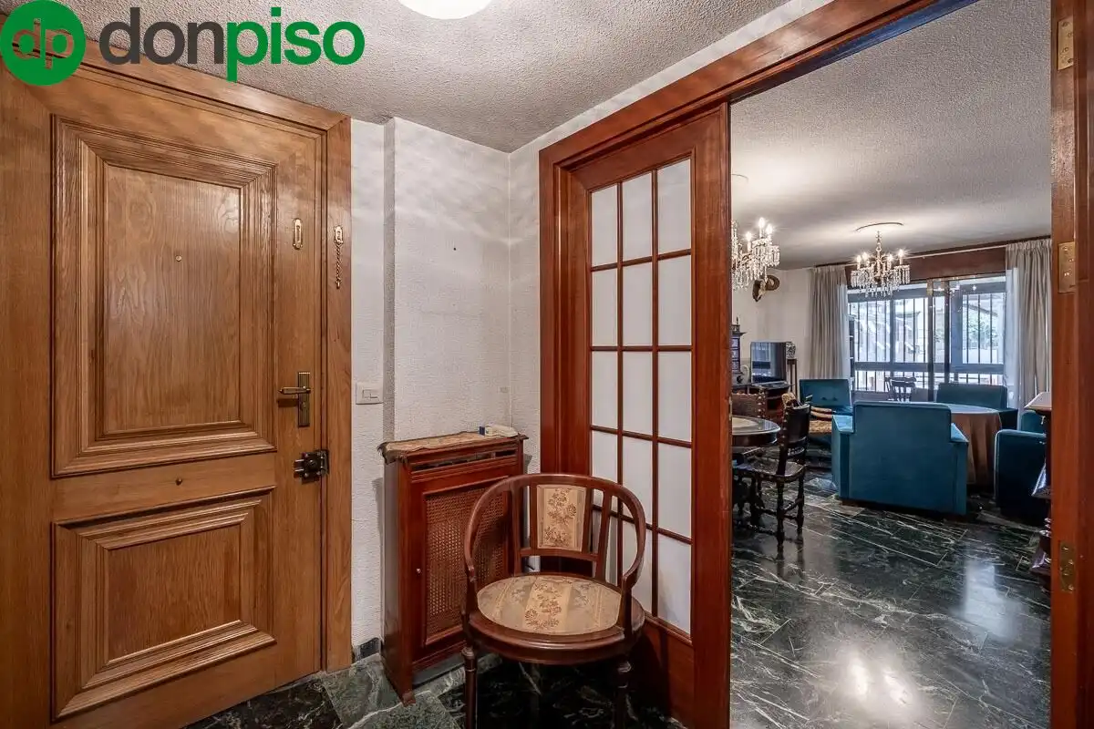 Flat for sale in Granada  with Air Conditioner, Heating and Terrace