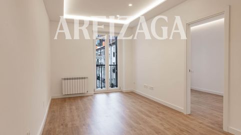 Foto 2 de Piso en venta en Peñaflorida Kalea, 12, Área Romántica, Donostia - San Sebastián