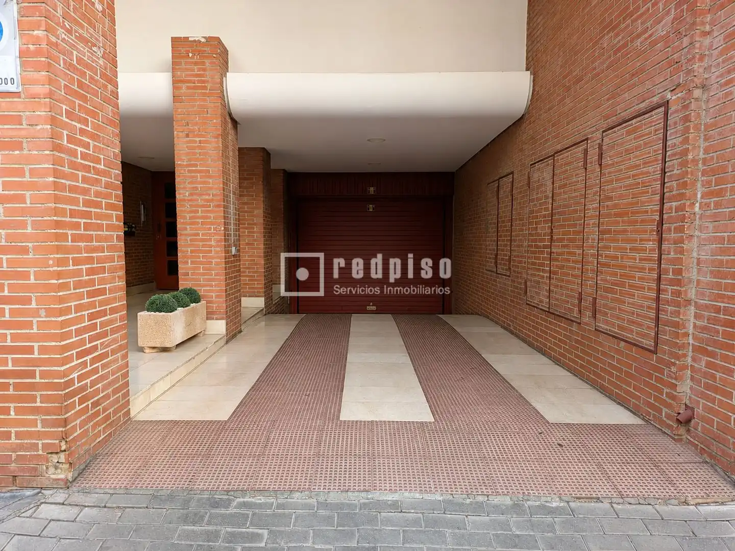 Parking de Garaje en venta en Madrid