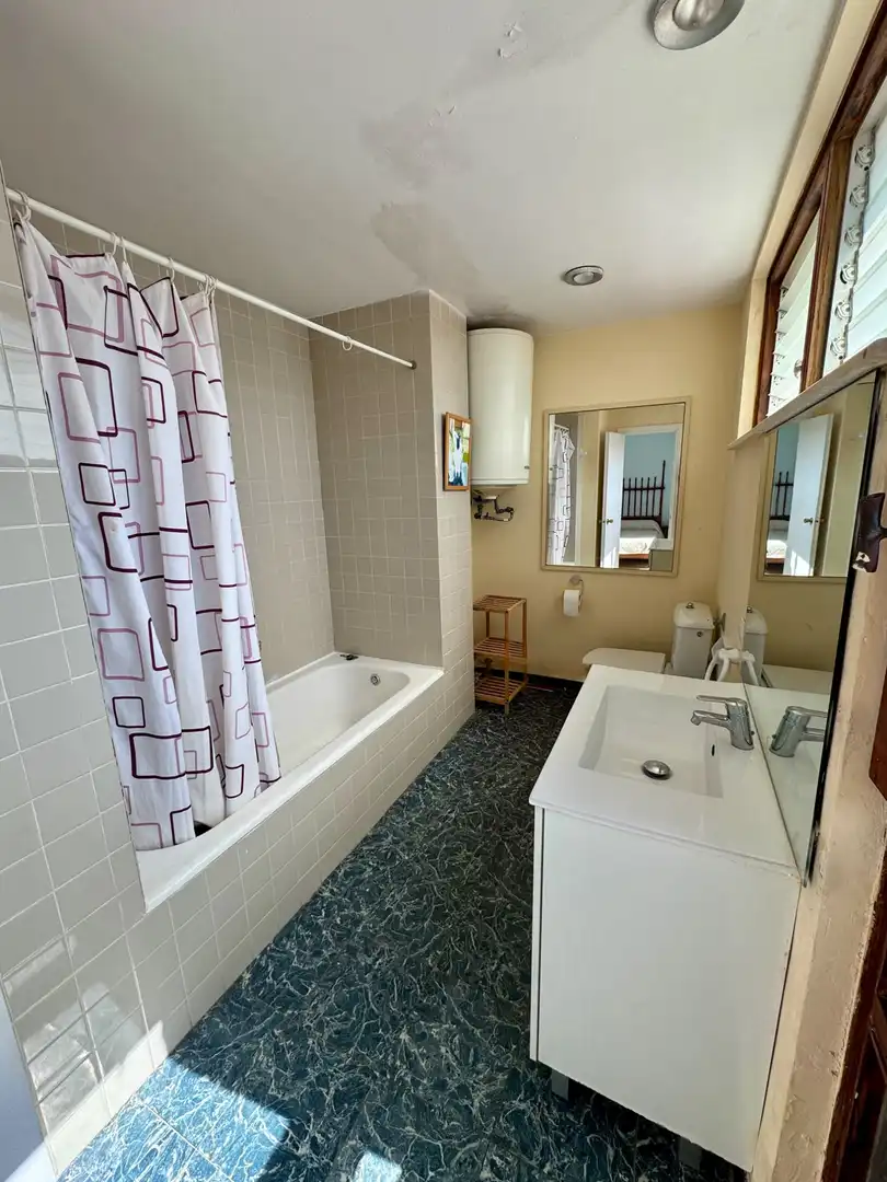 Bathroom of Flat for sale in La Manga del Mar Menor  with Private garden, Terrace and Swimming Pool
