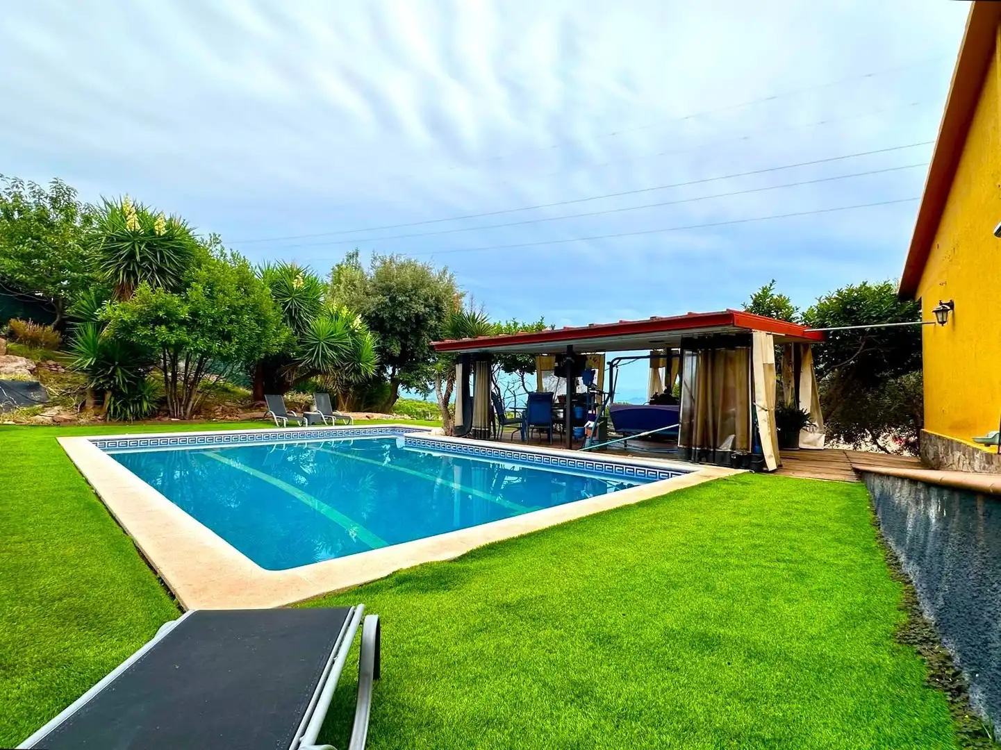 Piscina de Casa o xalet en venda en L'Ametlla del Vallès amb Aire condicionat, Calefacció i Terrassa