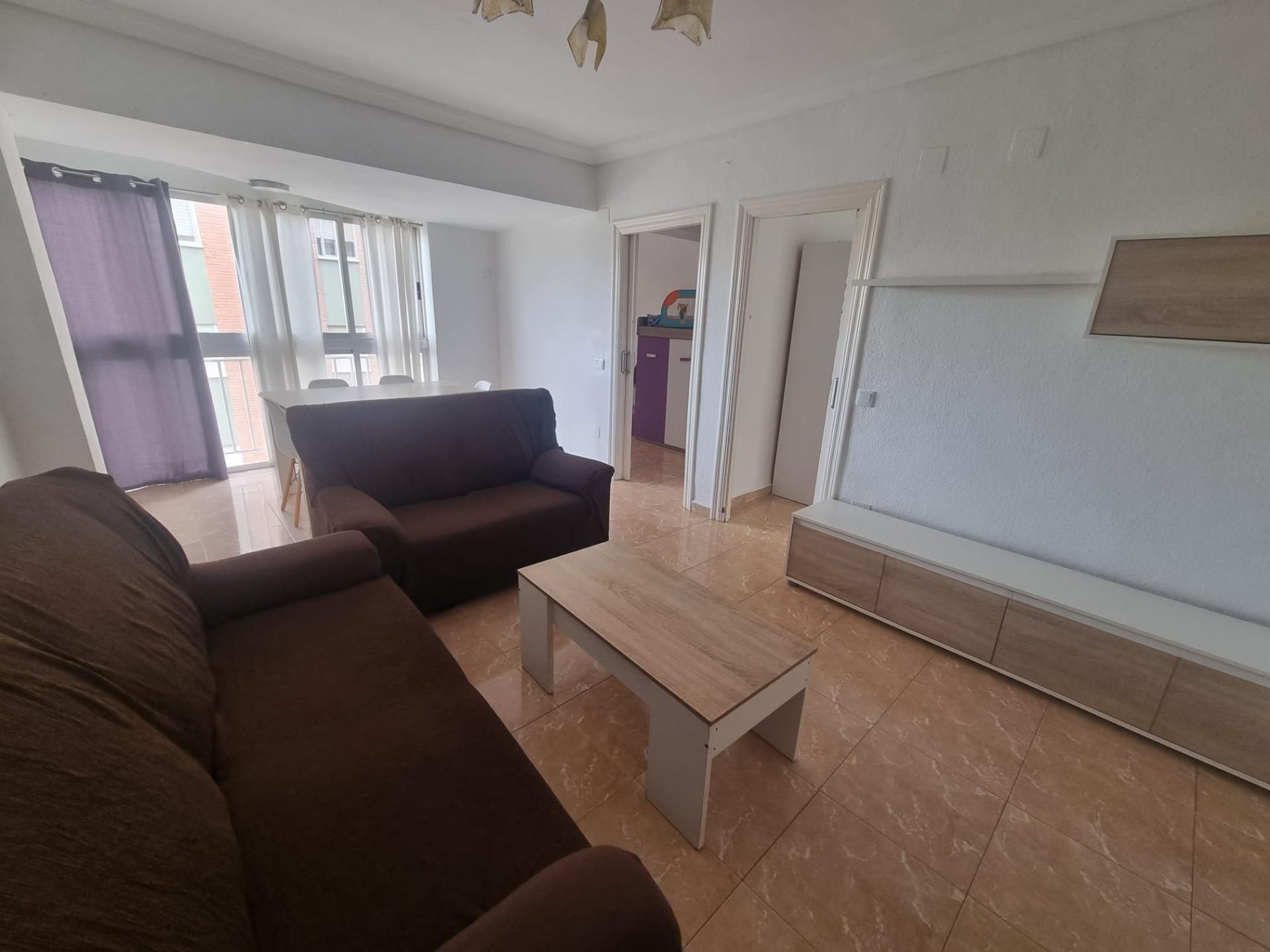 Sala d'estar de Pis de lloguer en Molina de Segura amb Balcó