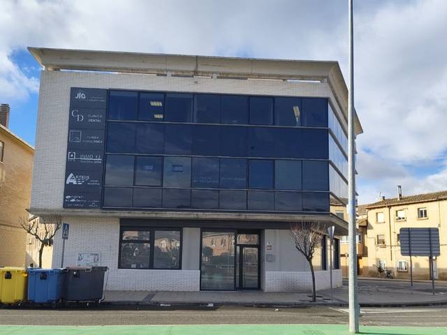 Local comercial en Venta en Avenida Funes, 1 en Peralta / Azkoien