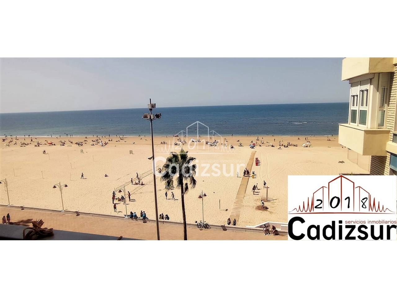 Vista exterior de Apartament de lloguer en  Cádiz Capital amb Terrassa i Moblat