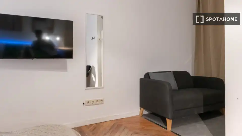 Room in Justicia - Chueca