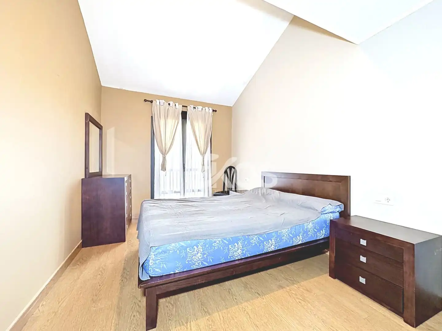 Schlafzimmer von Maisonette zum Verkauf in Eskoriatza mit Heizung und Balkon