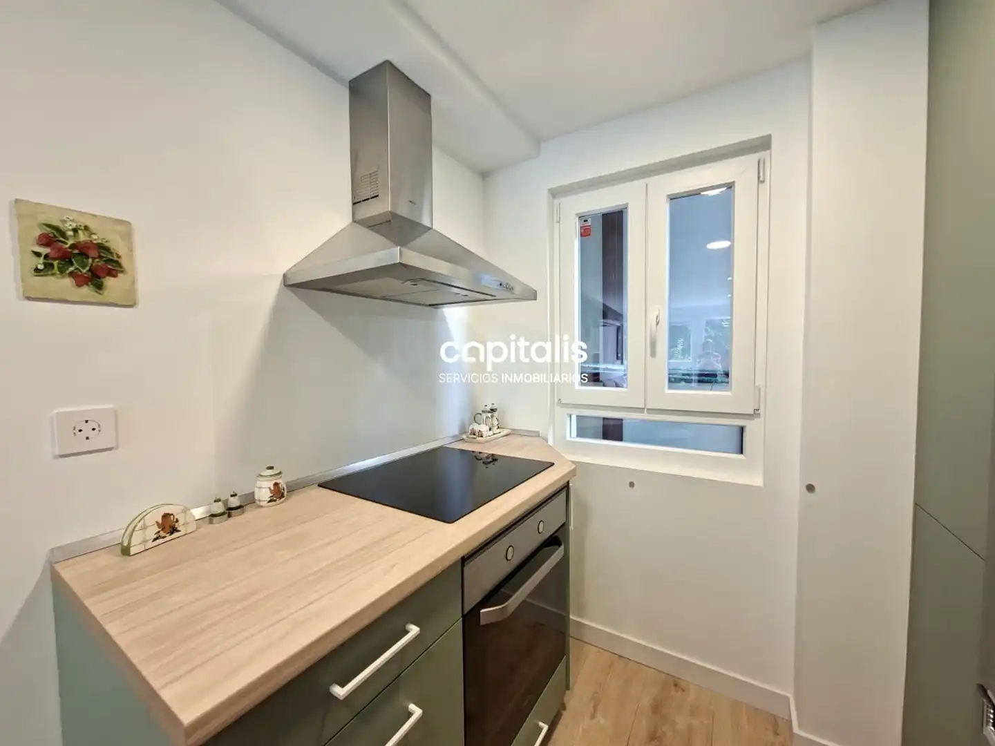 Kitchen of Flat for rent in Madrid  with Air Conditioner, Heating and Furnished