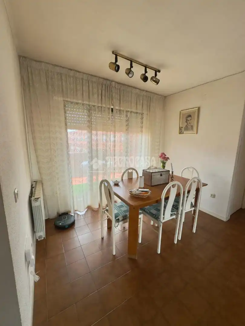 Dining room of Flat for sale in Madrid