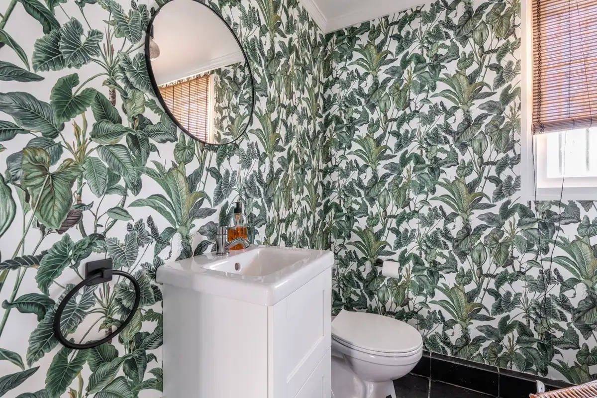 Bathroom of Houses for sale in Estepona  with Air Conditioner, Private garden and Terrace