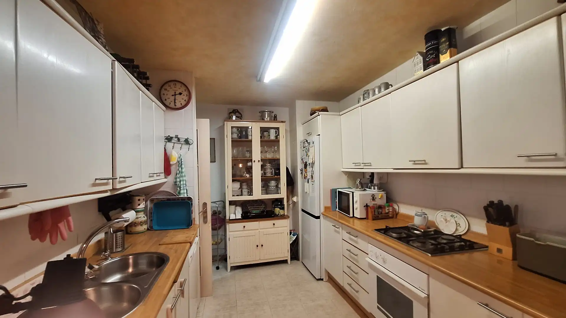Kitchen of Detached homes for sale in Estepona  with Air Conditioner, Terrace and Swimming Pool