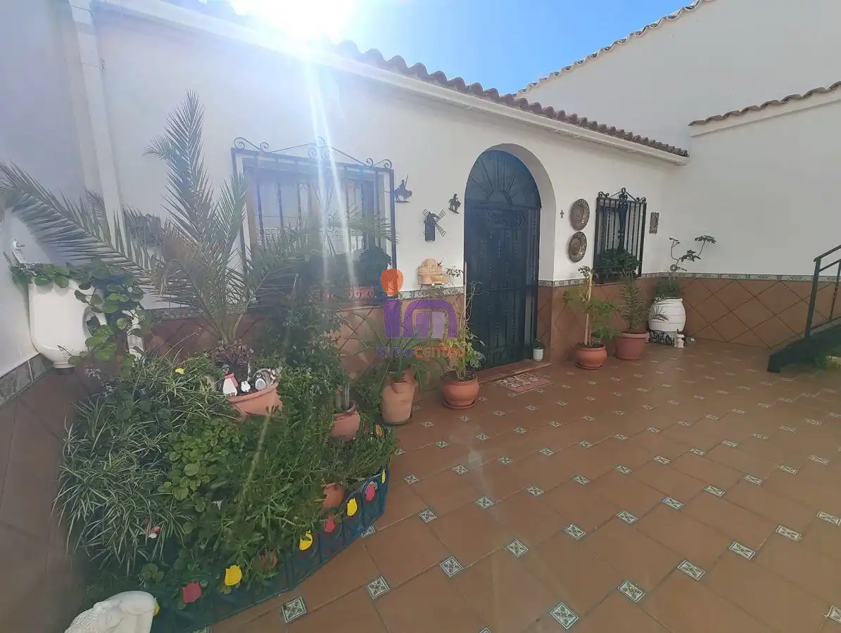 Casa con terraza en venta en Valdepeñas, imagen 10