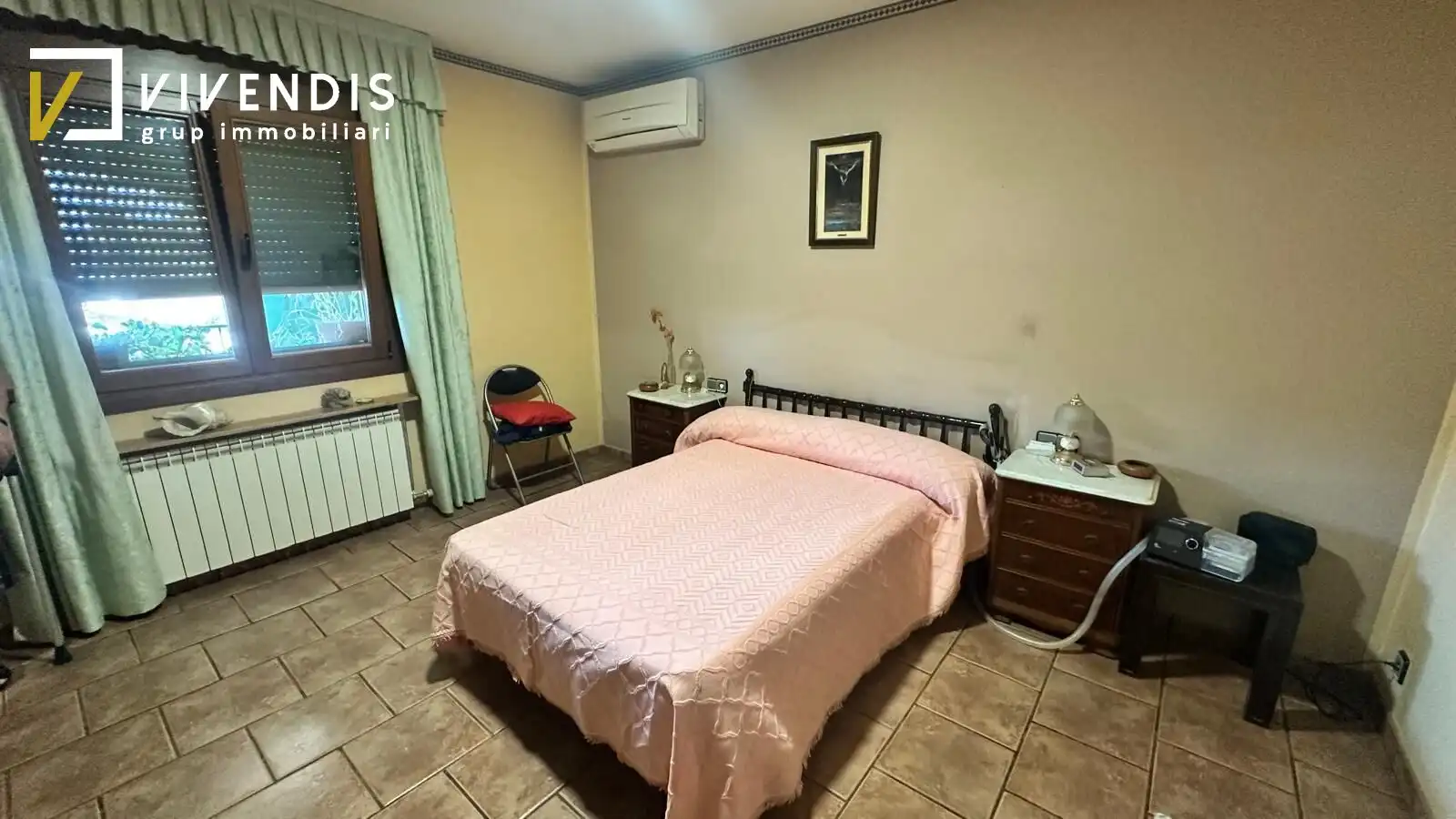 Habitación de Casa o chalet en venta en Fraga con Aire acondicionado, Calefacción y Jardín privado