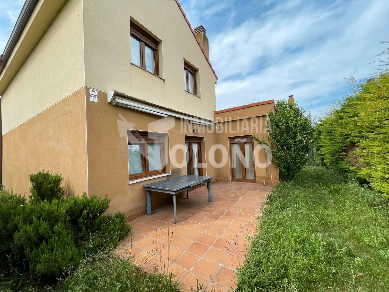 Terraza de Casa o chalet en venta en Leiva con Calefacción, Jardín privado y Parquet