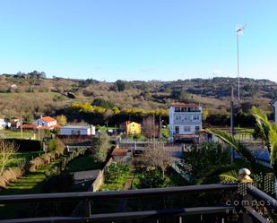 Vista exterior de Casa o xalet en venda en Santiago de Compostela  amb Terrassa i Balcó