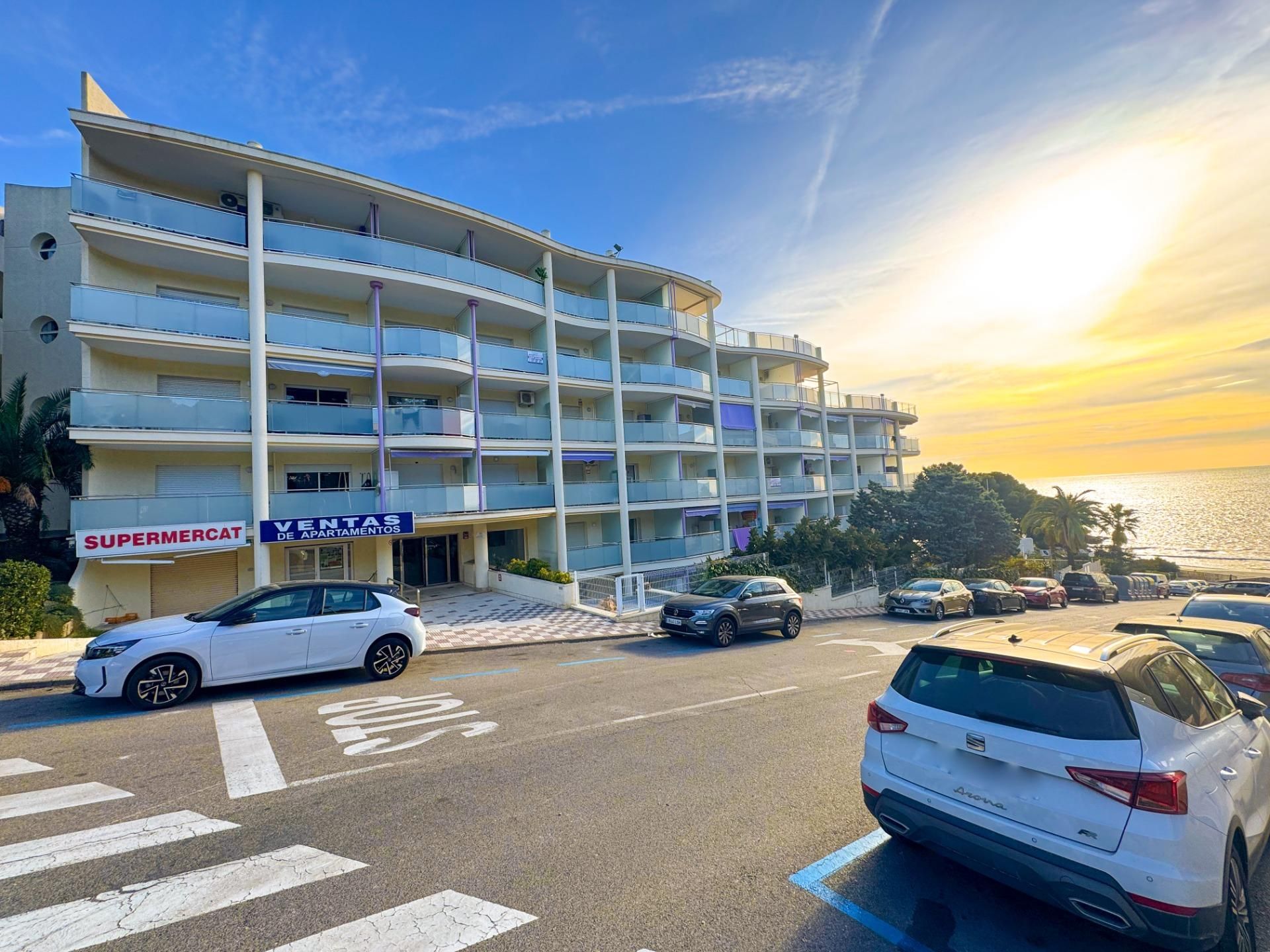 Aparcament de Pis en venda en Salou amb Aire condicionat, Jardí privat i Terrassa