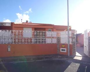 Vista exterior de Casa adosada de lloguer en  Santa Cruz de Tenerife Capital amb Terrassa i Balcó