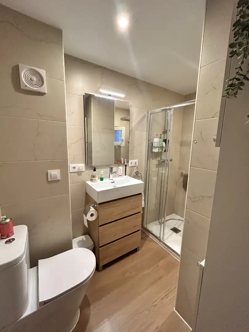Baño de Piso de alquiler en Centro  
