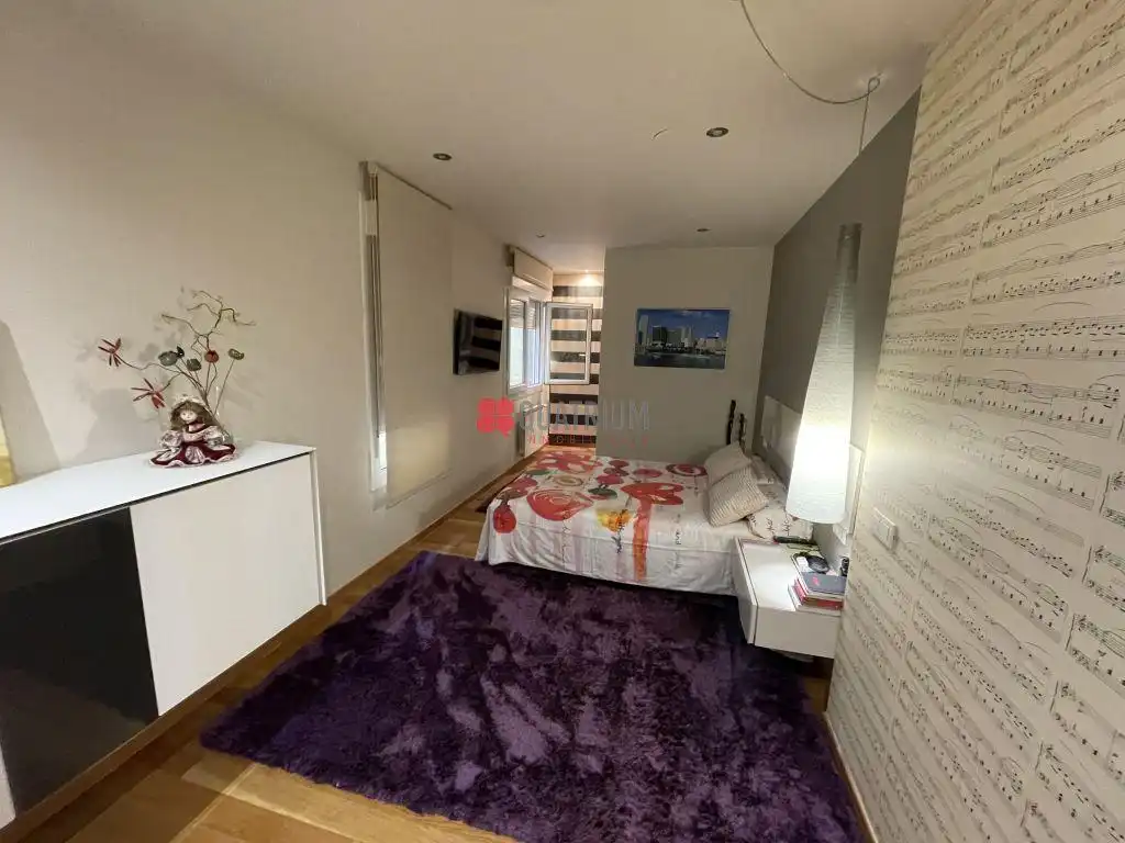 Appartamento con ascensore in vendita a Avenida Rosalía de Castro, imagen 13