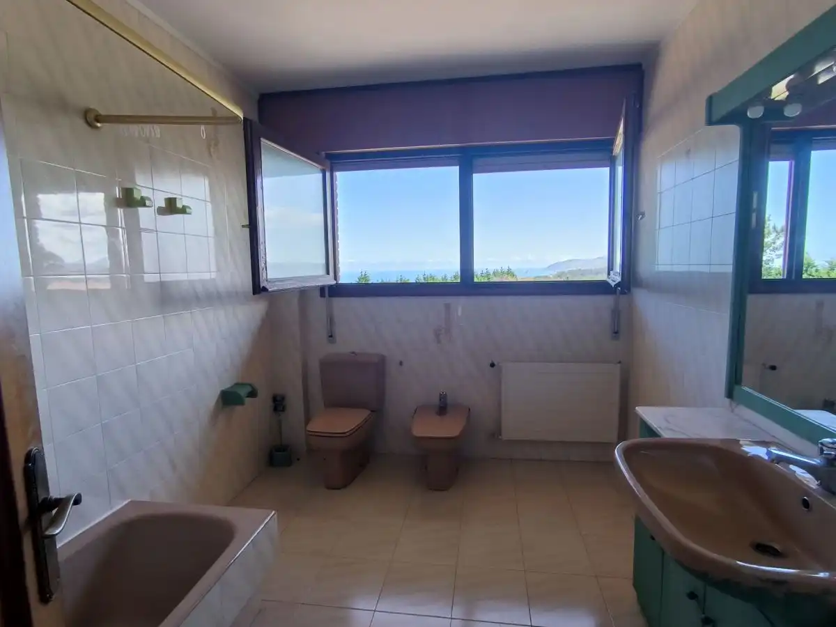 Baño de Casa o chalet en venta en Getxo  con Calefacción, Terraza y Trastero