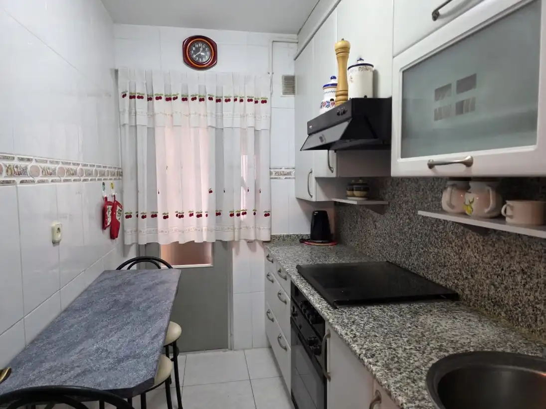 Kitchen of Flat for sale in Madrid  with Furnished