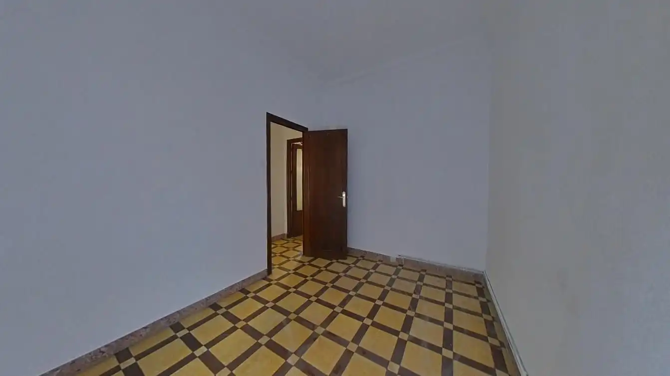 Flat for sale in Elda