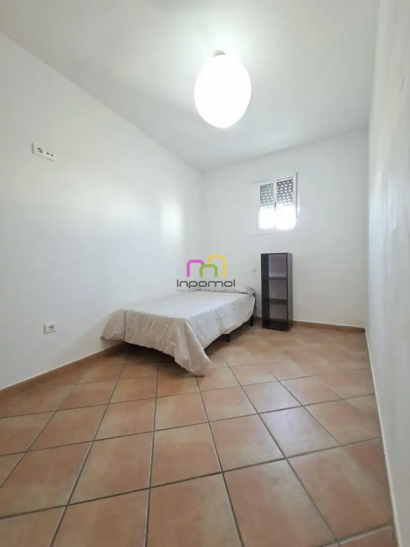 Bedroom of Apartments for sale in Badajoz  with Heating