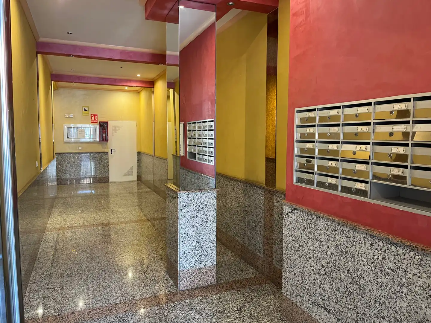 Apartament amb terrassa en venda a Calle Maria Parodi 65, imagen 3