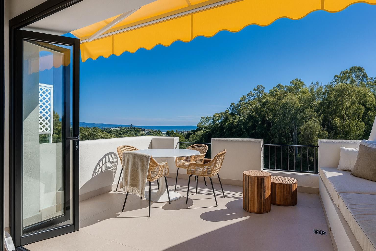 Terrace of Apartment for sale in Benahavís  with Air Conditioner, Terrace and Swimming Pool